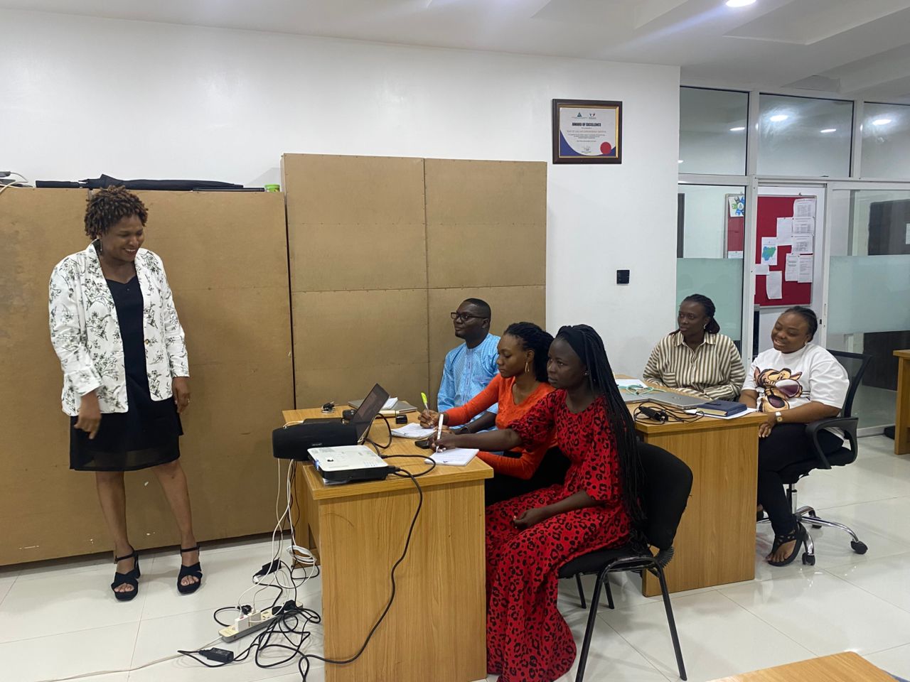 40b995c2-d4a1-4c54-92d1-0f0c394291fe